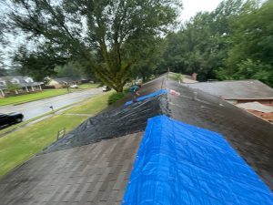 Finding a Memphis Roofer for Emergency Roof Tarping